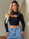 Cropped Top Com Recorte No Busto Gola Alta